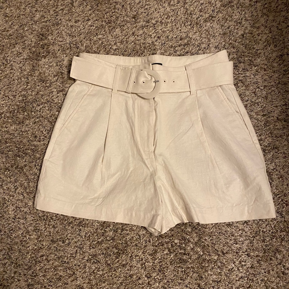 Women's Express Cream Belted Shorts